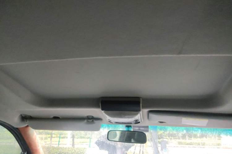 Used FORTHING Lingzhi 2018 M3L 1.6L 7-Seater Comfort Model Headliner