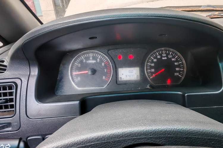 Used FORTHING Lingzhi 2018 M3 1.6L 7-Seater Comfort Model Instrument Cluster