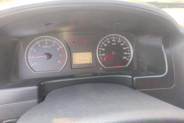 Used FORTHING Lingzhi 2018 M3 1.5L 5-Seat Base Model Instrument Cluster