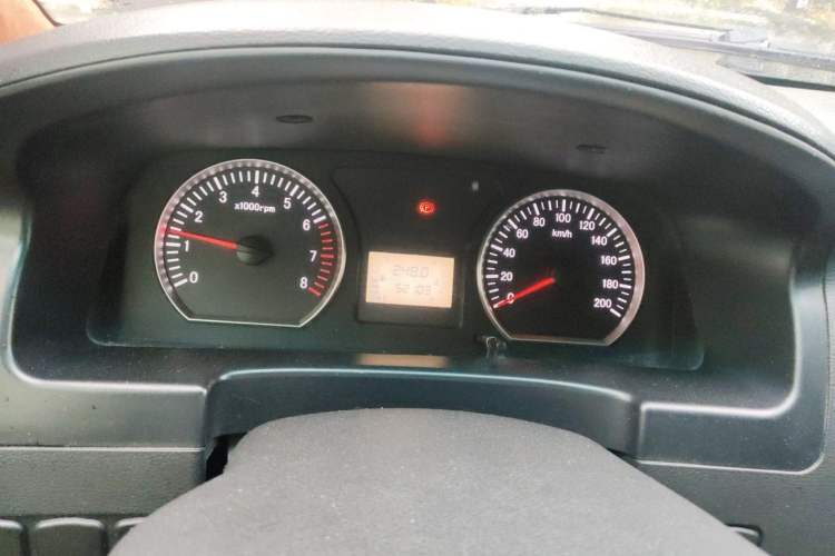 Used FORTHING Lingzhi 2018 M3L 1.6L 7-Seater Comfort Model Instrument Cluster