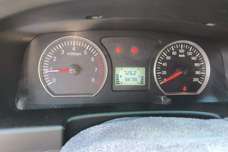 Used FORTHING Lingzhi 2018 M3L 1.6L 7-Seater Comfort Model Instrument Cluster
