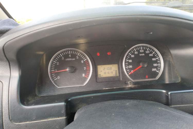 Used FORTHING Lingzhi 2018 M3 1.6L 7-Seater Comfort Model Instrument Cluster