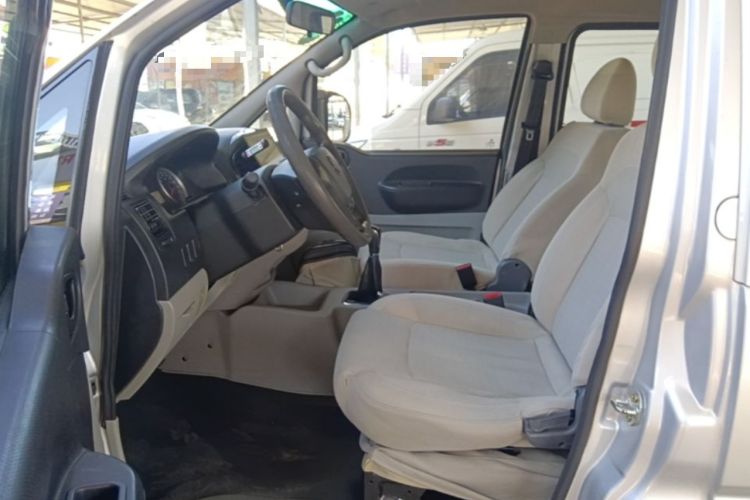 Used FORTHING Lingzhi 2018 M3 1.5L 5-Seat Base Model Left Front Seat