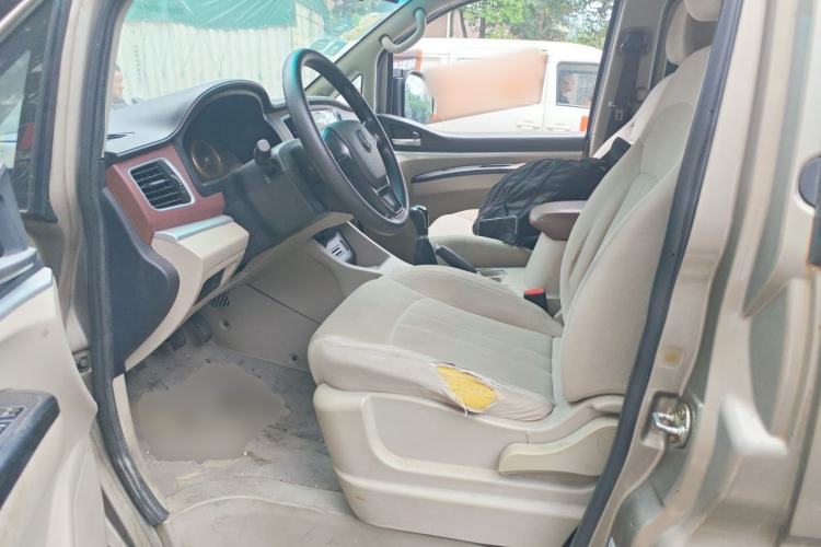Used FORTHING Lingzhi 2018 M5L 1.6L 7-Seater Comfort Model Left Front Seat