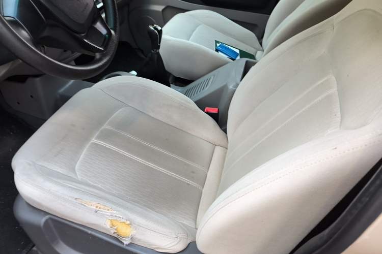 Used FORTHING Lingzhi 2018 M3L 1.6L 7-Seater Comfort Model Left Front Seat