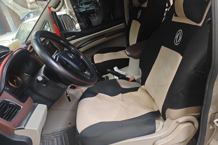 Used FORTHING Lingzhi 2018 M5L 1.6L 7-Seater Luxury Model Left Front Seat