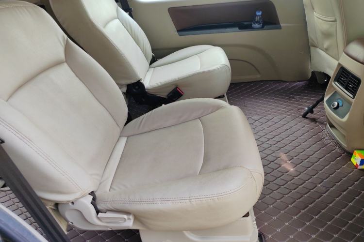 Used FORTHING Lingzhi 2018 M5L 1.6L 7-Seater Comfort Model Left Rear Seat