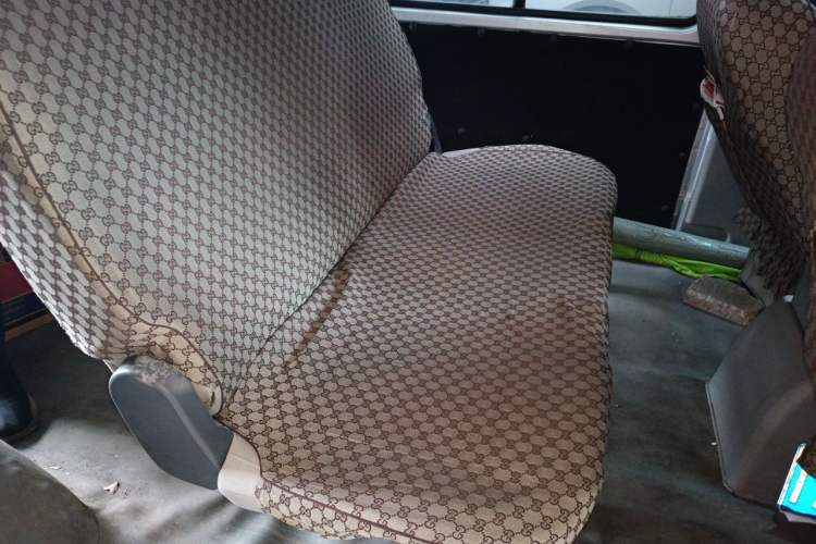 Used FORTHING Lingzhi 2018 M3 1.5L 5-Seat Base Model Left Rear Seat
