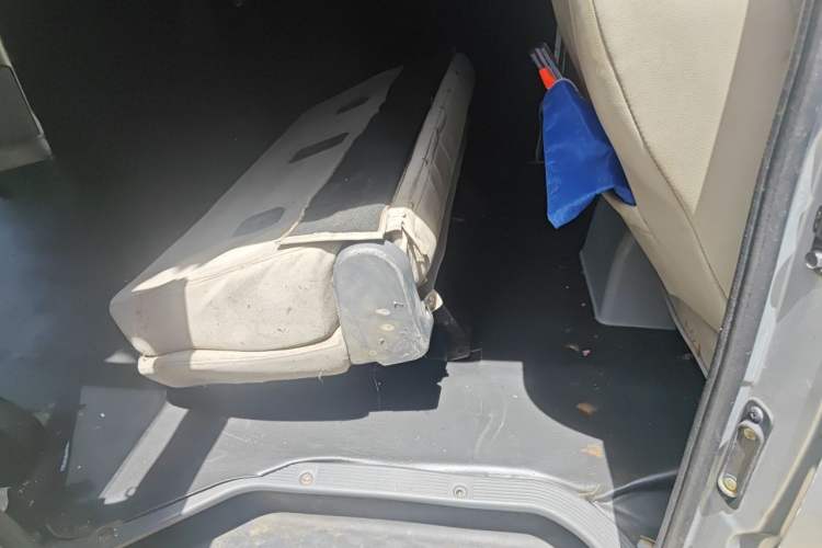 Used FORTHING Lingzhi 2018 M3 1.5L 5-Seat Base Model Left Rear Seat