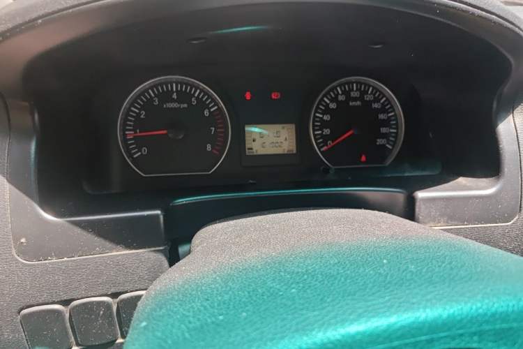 Used FORTHING Lingzhi 2018 M3 1.5L 5-Seat Base Model Odometer Close Up