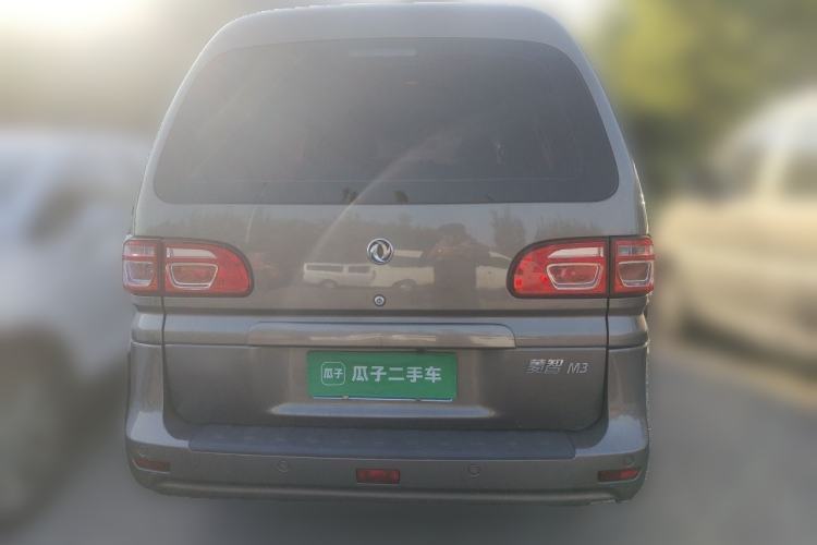 Used FORTHING Lingzhi 2018 M3 1.5L 5-Seat Base Model Rear