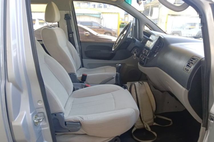 Used FORTHING Lingzhi 2018 M3 1.5L 5-Seat Base Model Right Front Seat