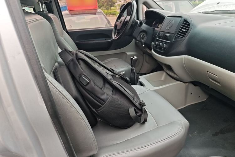 Used FORTHING Lingzhi 2018 M3 1.5L 5-Seat Base Model Right Front Seat