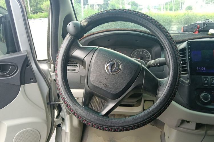 Used FORTHING Lingzhi 2018 M3 1.6L 7-Seater Comfort Model Steering Wheel