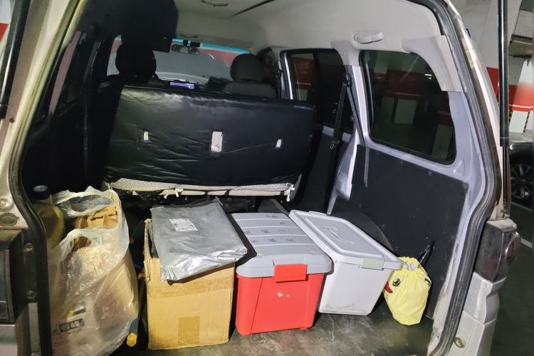 Used FORTHING Lingzhi 2018 M3 1.5L 5-Seat Base Model Trunk