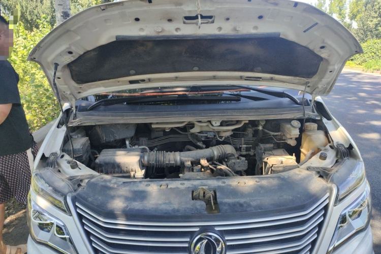 Used FORTHING Lingzhi 2018 M5L 1.6L 9-Seater Comfort Model Engine Bay