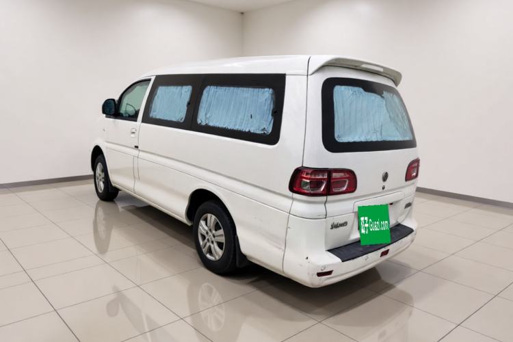 Used FORTHING Lingzhi 2018 M5L 2.0L 7-Seater Comfort Model Exterior 3