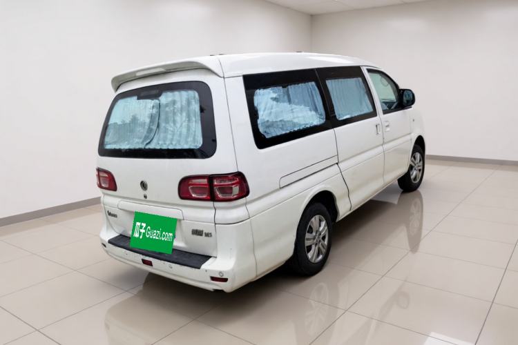 Used FORTHING Lingzhi 2018 M5L 2.0L 7-Seater Comfort Model Exterior 5