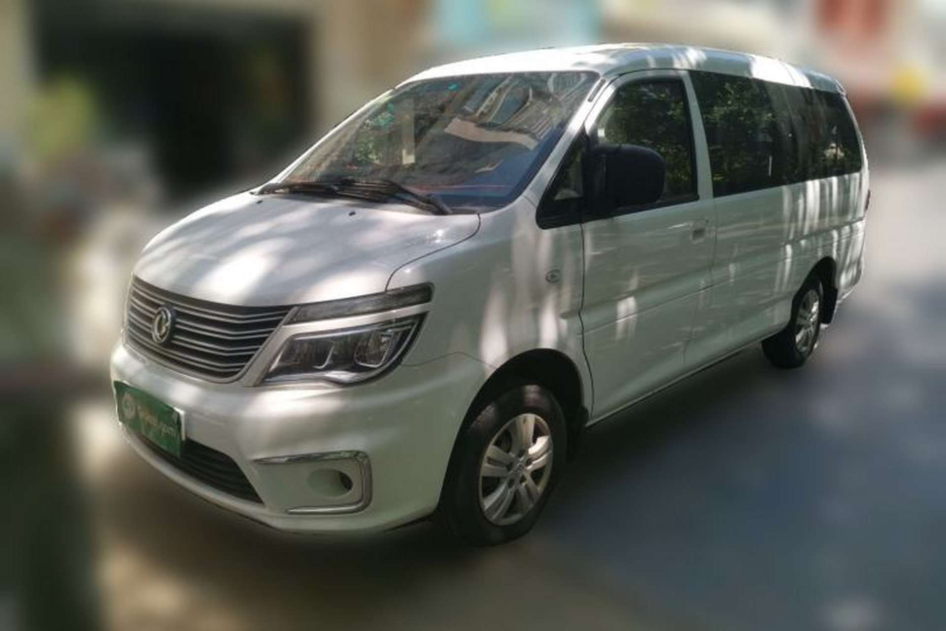 Used FORTHING Lingzhi 2018 M5L 1.6L 7-Seater Comfort Model Front Left 45 Deg