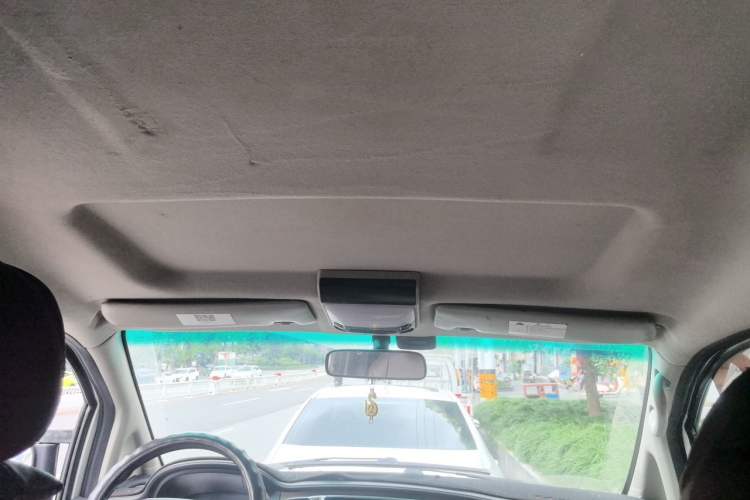 Used FORTHING Lingzhi 2018 M5 1.6L 7-Seater Comfort Model Headliner