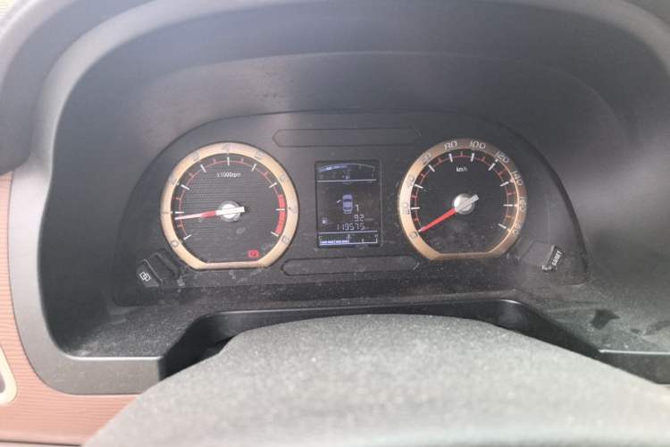 Used FORTHING Lingzhi 2018 M5L 2.0L 7-Seater Comfort Model Instrument Cluster