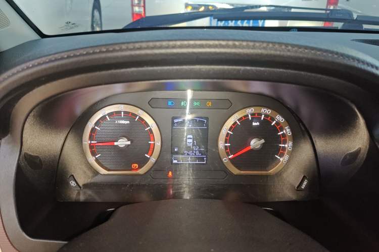 Used FORTHING Lingzhi 2018 M5L 1.6L 7-Seater Luxury Model Instrument Cluster