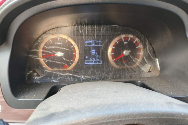 Used FORTHING Lingzhi 2018 M5L 1.6L 7-Seater Comfort Model Instrument Cluster
