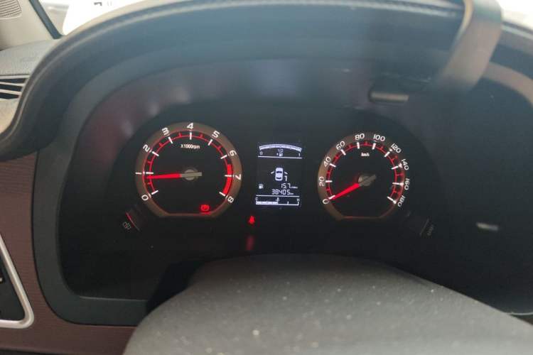Used FORTHING Lingzhi 2018 M5 1.6L 7-Seater Luxury Model Instrument Cluster