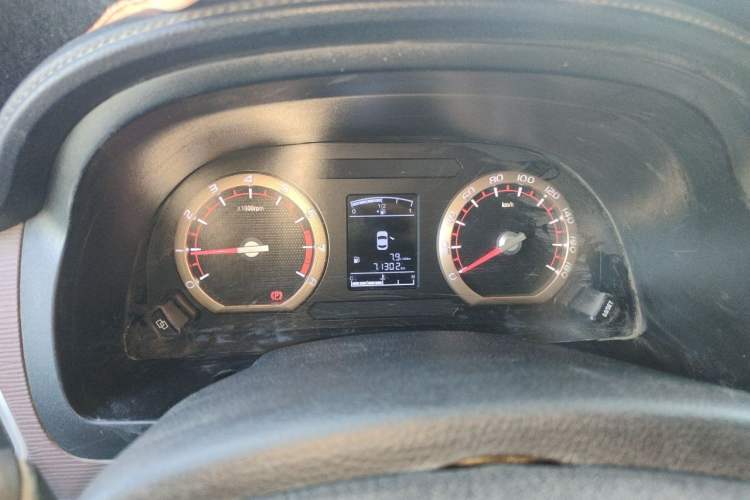 Used FORTHING Lingzhi 2018 M5L 1.6L 9-Seater Comfort Model Instrument Cluster