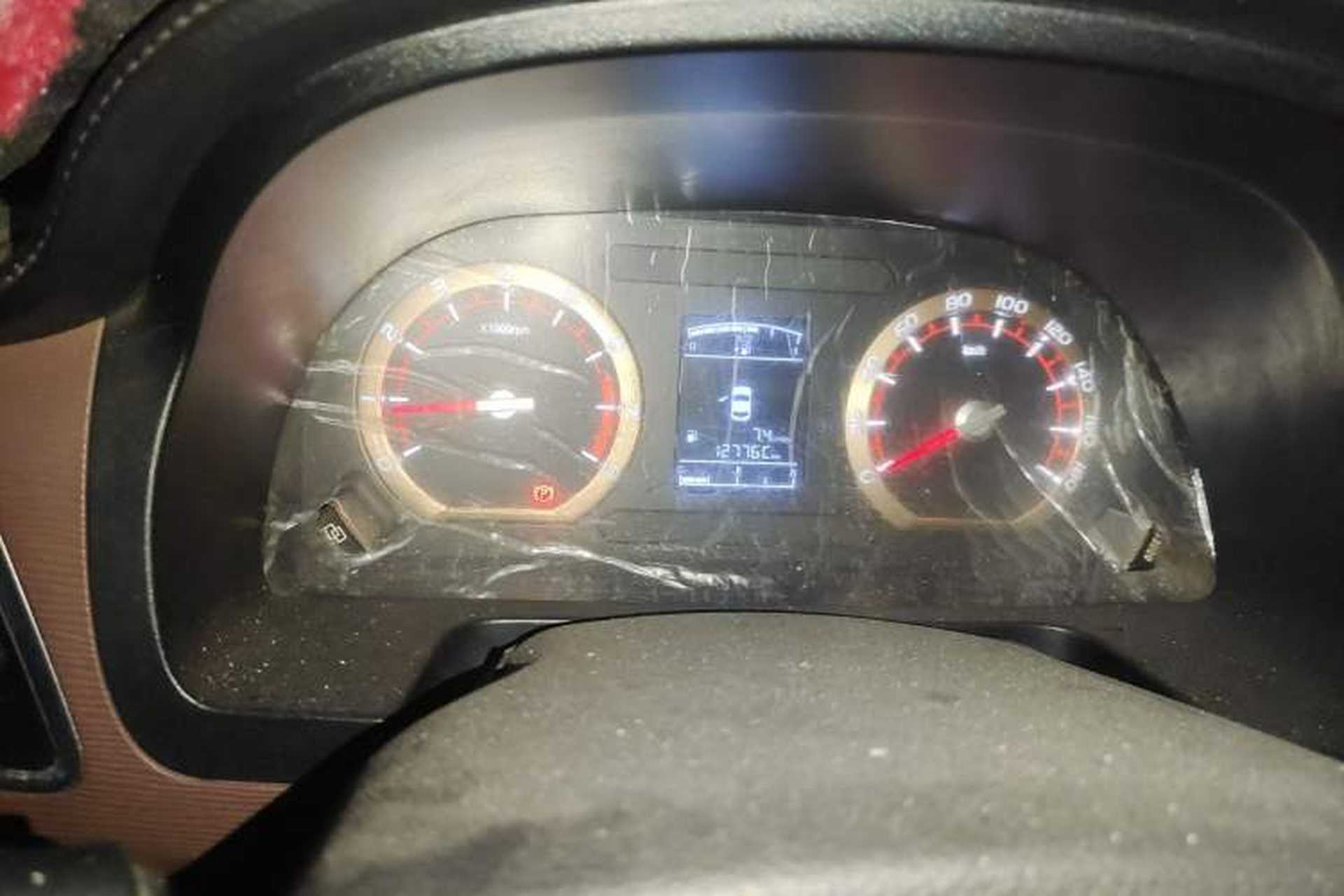 Used FORTHING Lingzhi 2018 M5L 1.6L 7-Seater Comfort Model Instrument Cluster