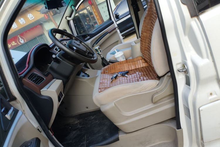 Used FORTHING Lingzhi 2018 M5L 1.6L 7-Seater Comfort Model Left Front Seat