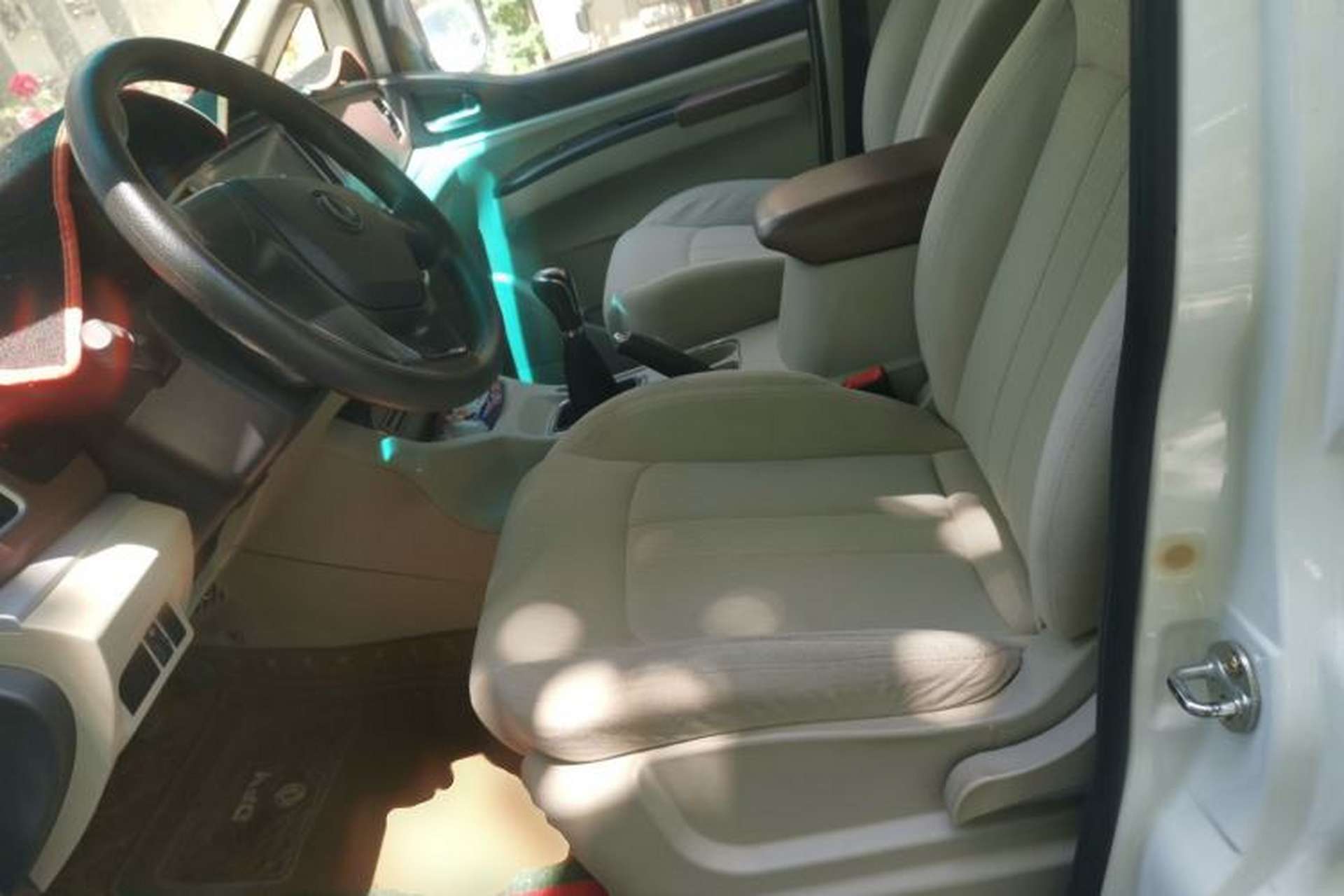 Used FORTHING Lingzhi 2018 M5L 1.6L 7-Seater Comfort Model Left Front Seat