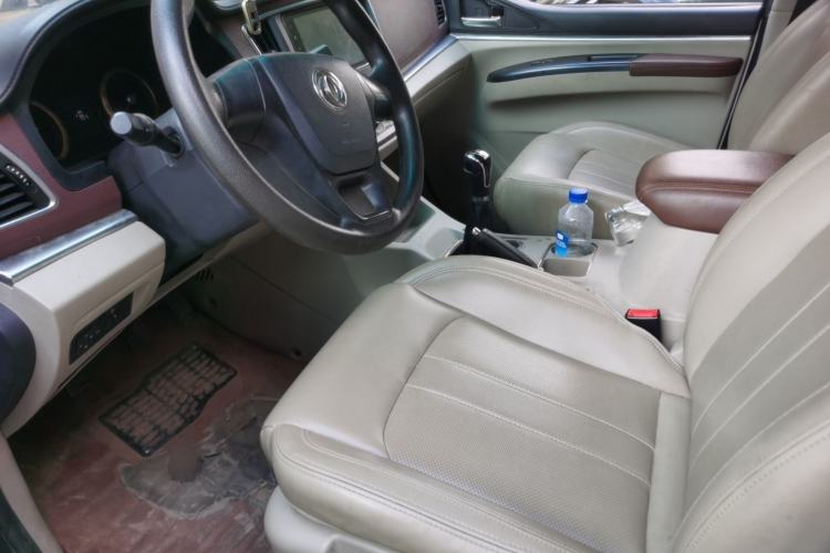 Used FORTHING Lingzhi 2018 M5L 1.6L 7-Seater Luxury Model Left Front Seat