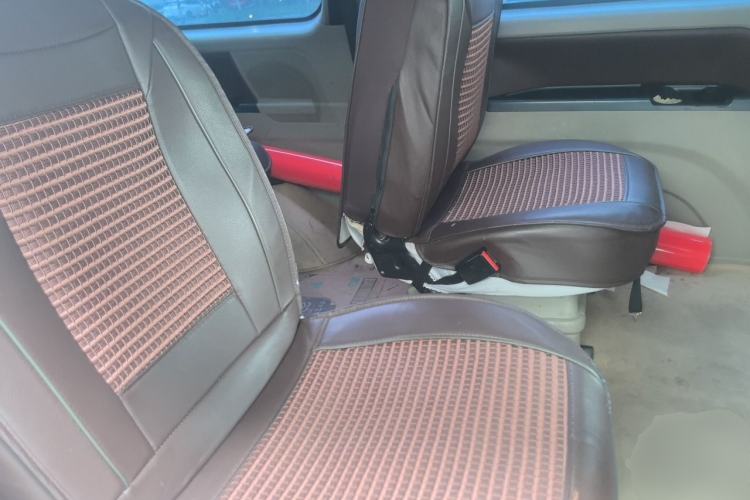 Used FORTHING Lingzhi 2018 M5 1.6L 7-Seater Comfort Model Left Rear Seat