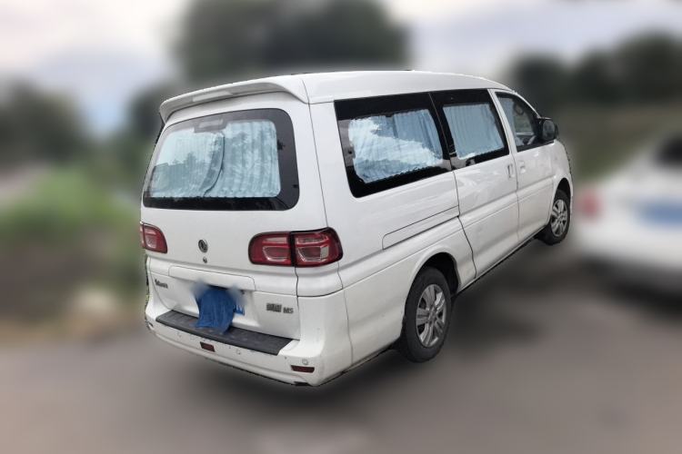 Used FORTHING Lingzhi 2018 M5L 2.0L 7-Seater Comfort Model Rear Right 45 Deg