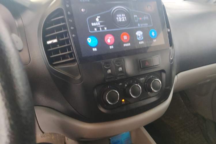 Used FORTHING Lingzhi 2018 M3 1.5L 5-Seat Base Model Audio And AC Panel
