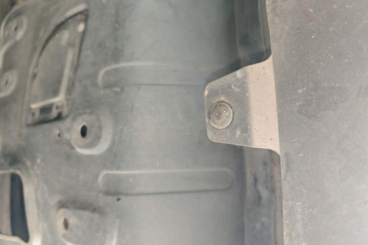 Used FORTHING Lingzhi 2018 M3 1.5L 5-Seat Base Model Chassis Front