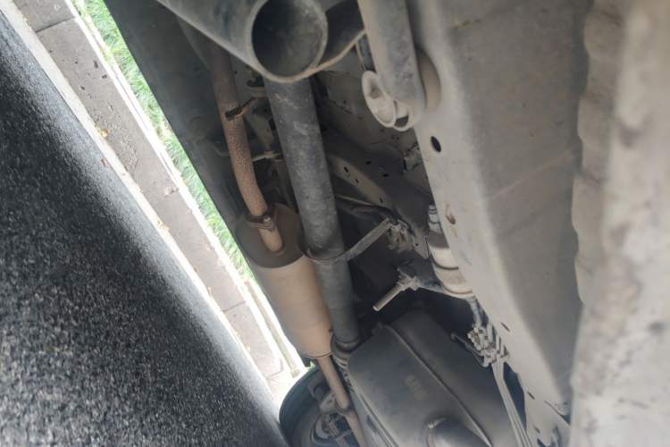 Used FORTHING Lingzhi 2018 M3 1.6L 7-Seater Comfort Model Chassis Front Left