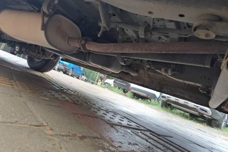 Used FORTHING Lingzhi 2018 M3L 1.6L 7-Seater Comfort Model Chassis Front Right