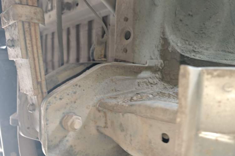 Used FORTHING Lingzhi 2018 M3 1.5L 5-Seat Base Model Chassis Rear Right