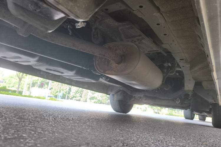Used FORTHING Lingzhi 2018 M3 1.5L 5-Seat Base Model Chassis Rear Right