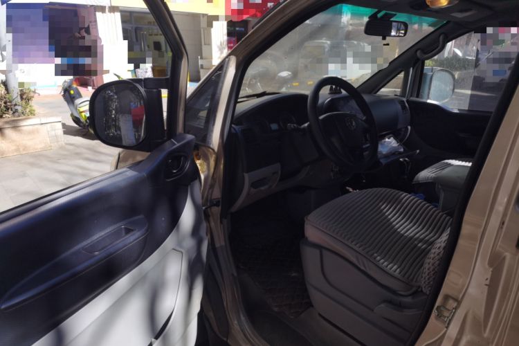 Used FORTHING Lingzhi 2018 M3L 1.6L 7-Seater Comfort Model Driver Seat