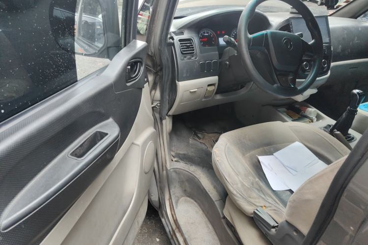 Used FORTHING Lingzhi 2018 M3 1.5L 7-Seater Standard Model Driver Seat
