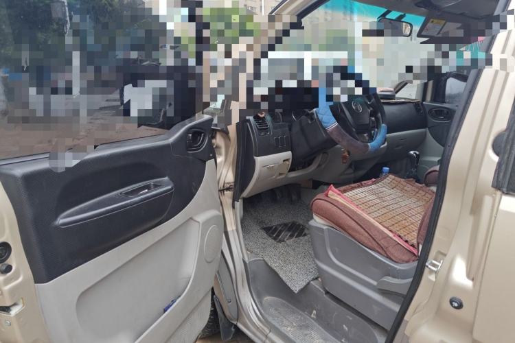 Used FORTHING Lingzhi 2018 M3L 1.6L 7-Seater Comfort Model Driver Seat