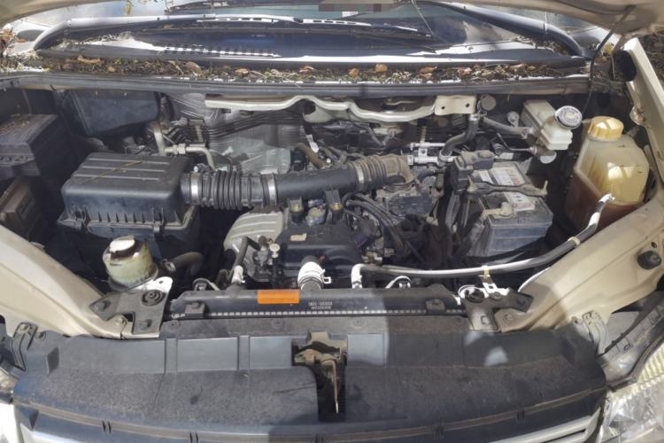 Used FORTHING Lingzhi 2018 M3L 1.6L 7-Seater Comfort Model Engine Bay