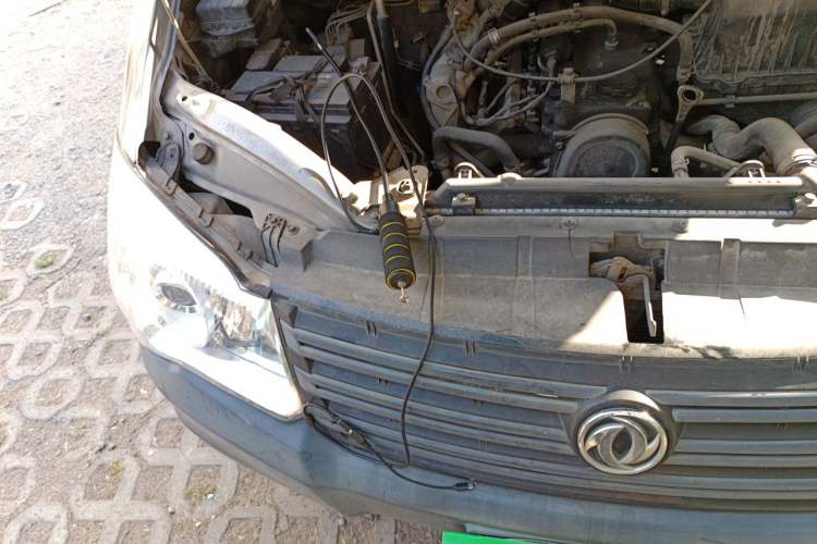 Used FORTHING Lingzhi 2018 V3L 1.6L 2-Seat Logistics Version Engine Bay Right