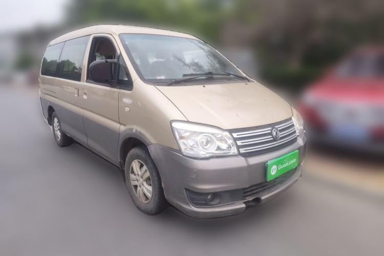 Used FORTHING Lingzhi 2018 M3L 1.6L 7-Seater Comfort Model Exterior 2