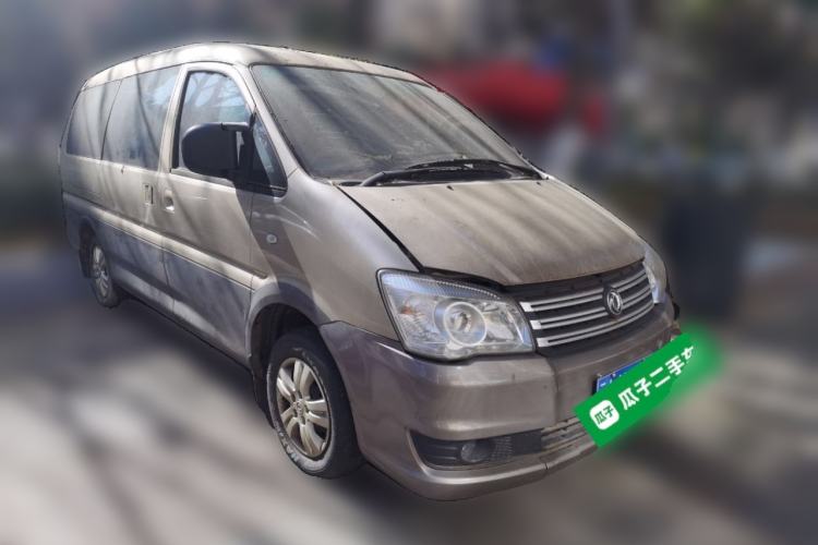 Used FORTHING Lingzhi 2018 M3L 1.6L 7-Seater Comfort Model Front Right 45 Deg