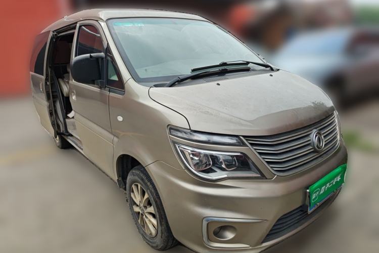 Used FORTHING Lingzhi 2018 M5L 1.6L 7-Seater Luxury Model Front Right 45 Deg