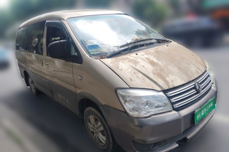 Used FORTHING Lingzhi 2018 M3 1.6L 7-Seater Comfort Model Front Right 45 Deg